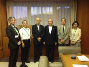 日本医師会長面会.jpg